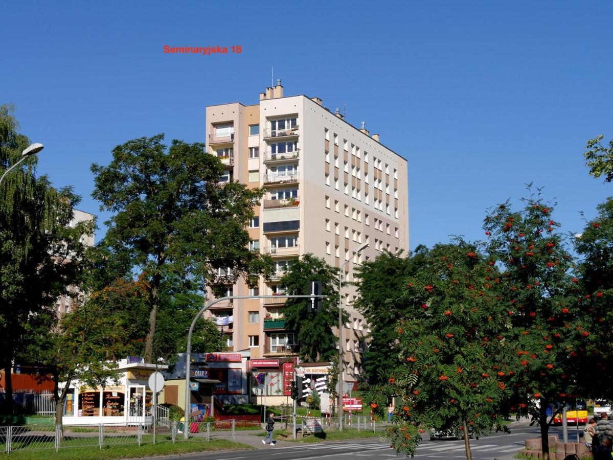 Lokum Seminaryjska Apartament Z Darmowym Parkingiem Kielce Exterior foto