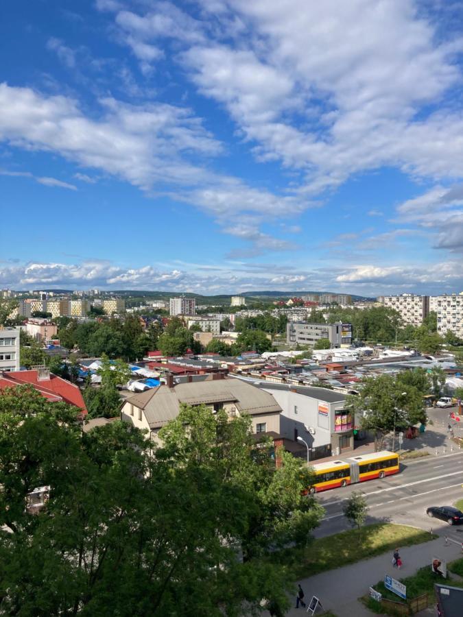 Lokum Seminaryjska Apartament Z Darmowym Parkingiem Kielce Exterior foto